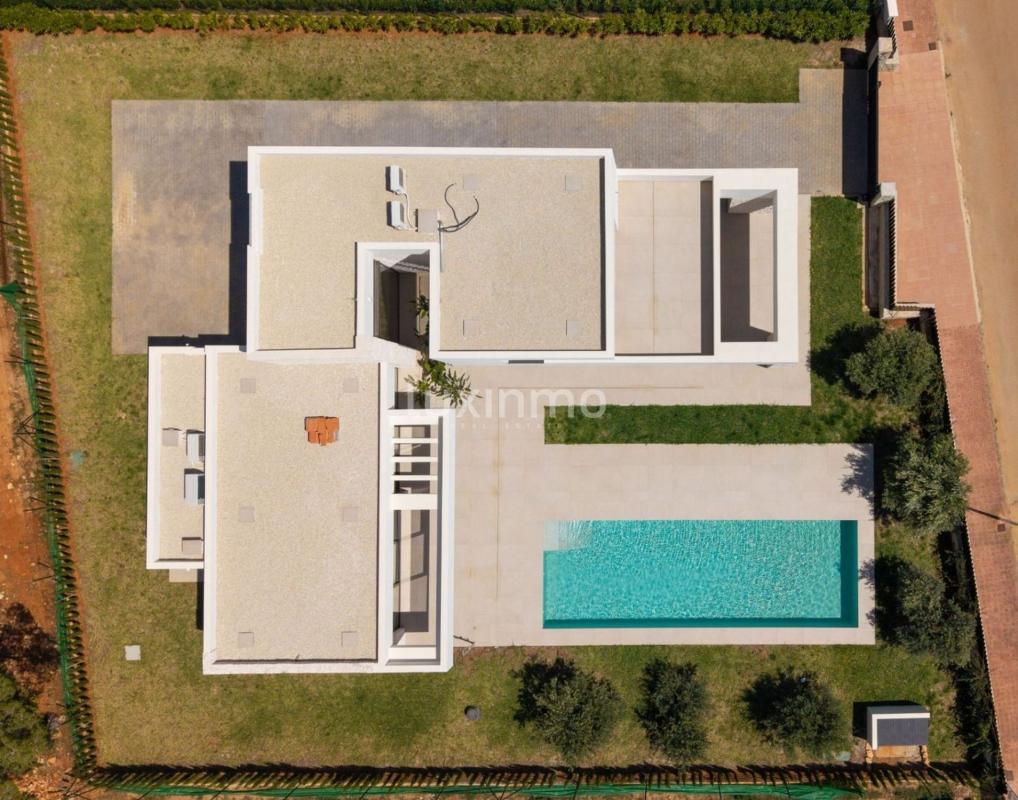 Properties for sale and rent in Spain photo 5