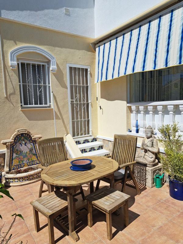 Properties for sale and rent in Spain photo 4