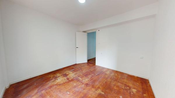 Venta de piso en Piso en Calle Menéndez Pelayo, Plaza de Toros - Avenida Chapí - Trinquete, Elda, Elda
thumbnail 3