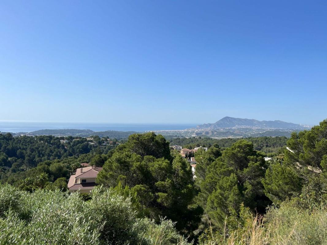 Terreno en venta en Altea, Alicante photo 1