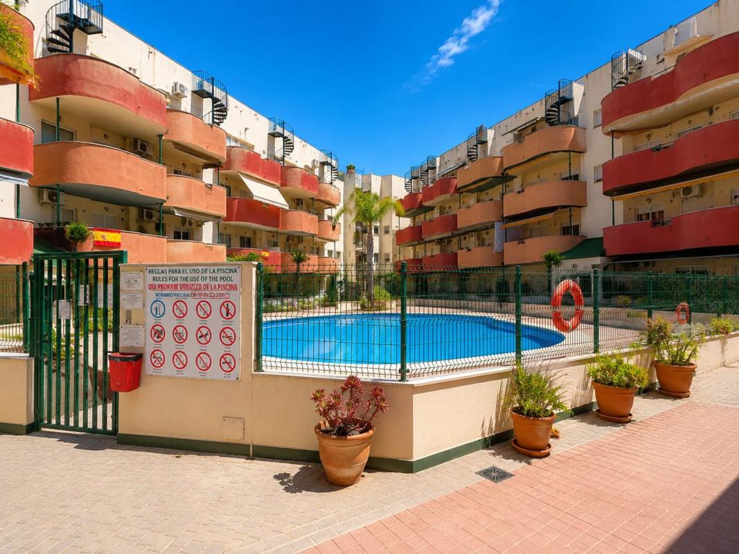 Sprzedaż mieszkania w Piso en Avenida de Daya Nueva, 5, Almoradí, Almoradí
photo 1