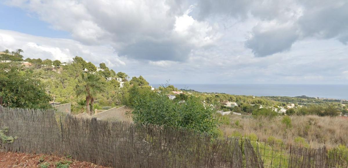 Land for sale in Altea, Alicante photo 1