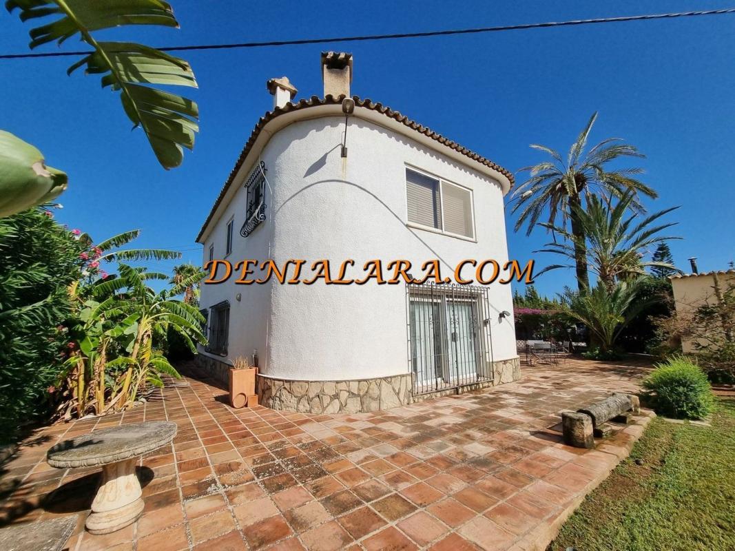Venta de chalet independiente en Casa o chalet en Centro, Pedreguer, Pedreguer
photo 1