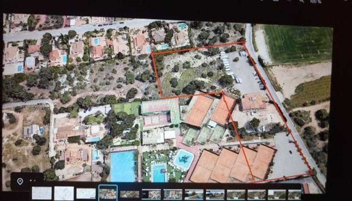 Działka na sprzedaż w Benidorm, Alicante photo 2