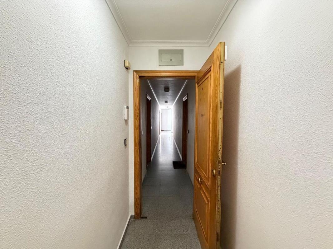 Venta de piso en Piso en Calle San Pascual, Avenida Habaneras - Curva de Palangre, Torrevieja, Torrevieja
photo 4