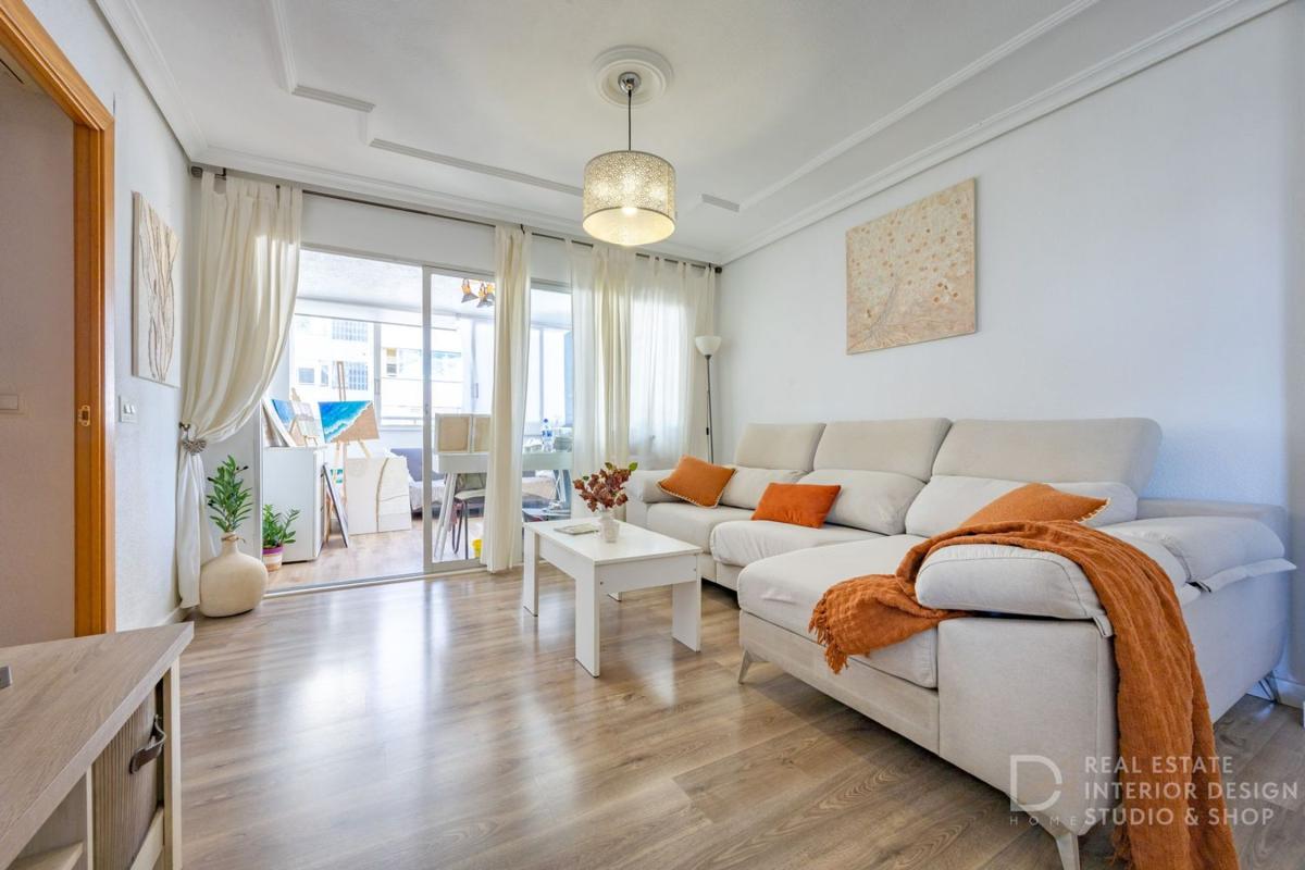 Venta de piso en Piso en Calle de Dénia, 4, Playa de Poniente, Benidorm, Benidorm
photo 2