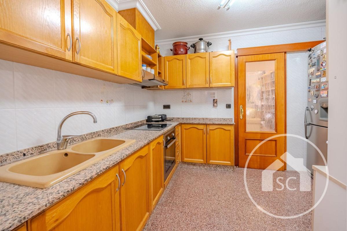 Продажа квартиры на Piso en Fraternidad, Elda, Эльда
 photo 5