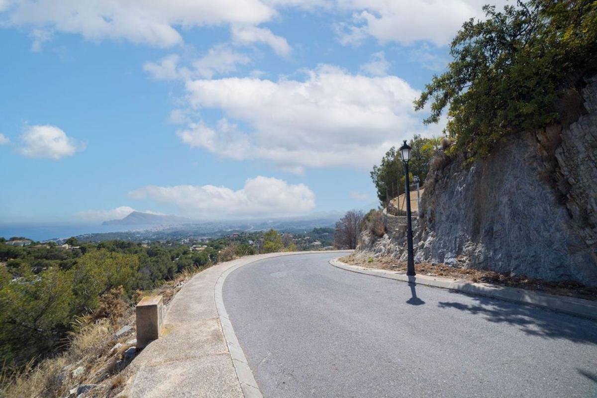 Działka na sprzedaż w Altea, Alicante photo 4