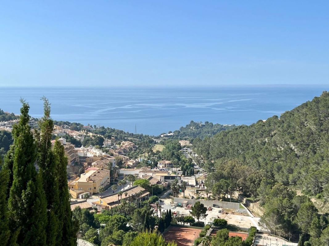 Land for sale in Altea, Alicante photo 1
