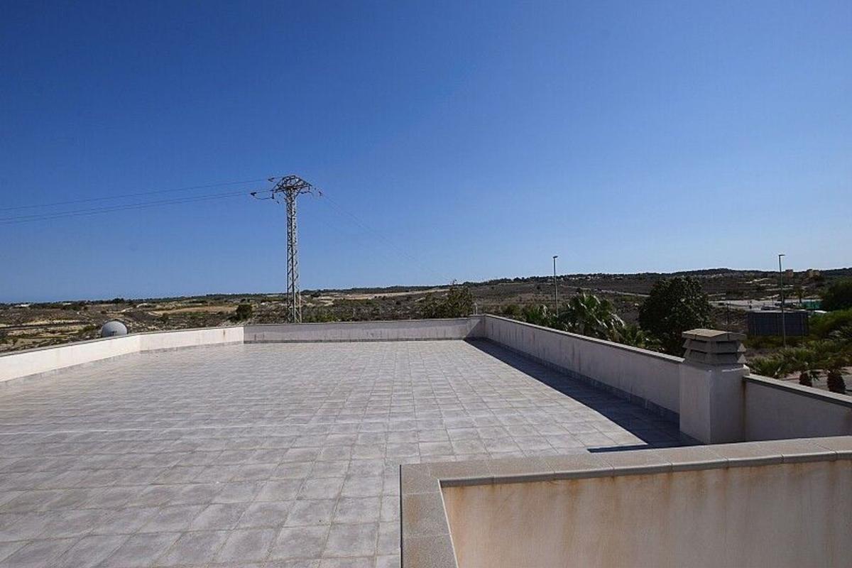 Продажа отдельного шале в Casa o chalet en Ciudad de las Comunicaciones, San Miguel de Salinas, Сан-Мигель-де-Салинас photo 3