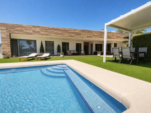 Chalet wolnostojący na sprzedaż w Casa o chalet en Zona norte, Santa Pola, Santa Pola photo 1