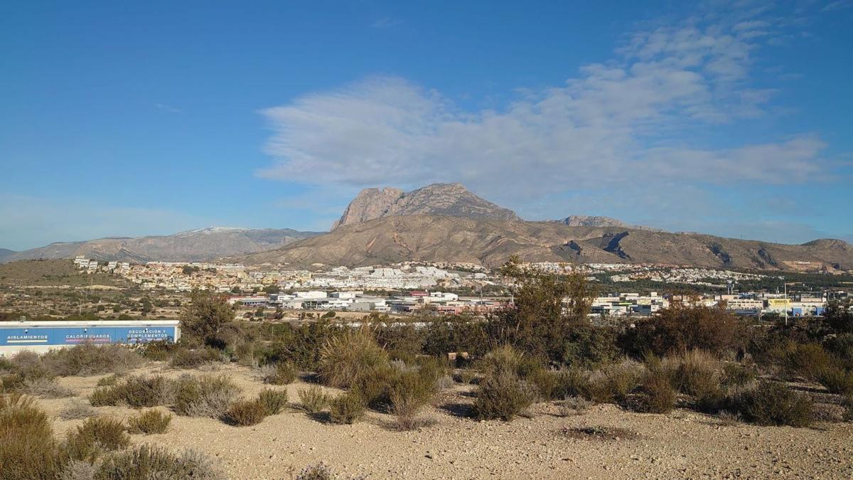 Land for sale in La Villajoyosa / Vila Joiosa, Alicante photo 1