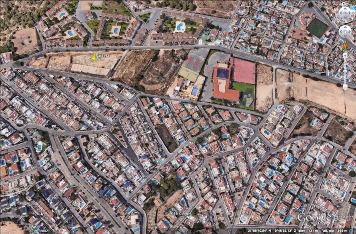 Terreno en venta en Orihuela, Alicante photo 1