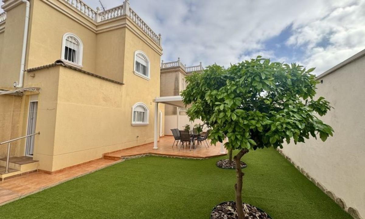 Venta de chalet independiente en Casa o chalet en Aguas Nuevas, Torrevieja, Torrevieja
 photo 5