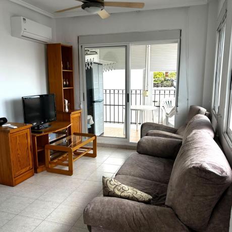 Venta de piso en Piso en Avenida Desiderio Rodríguez, La Veleta, Torrevieja, Torrevieja
photo 1