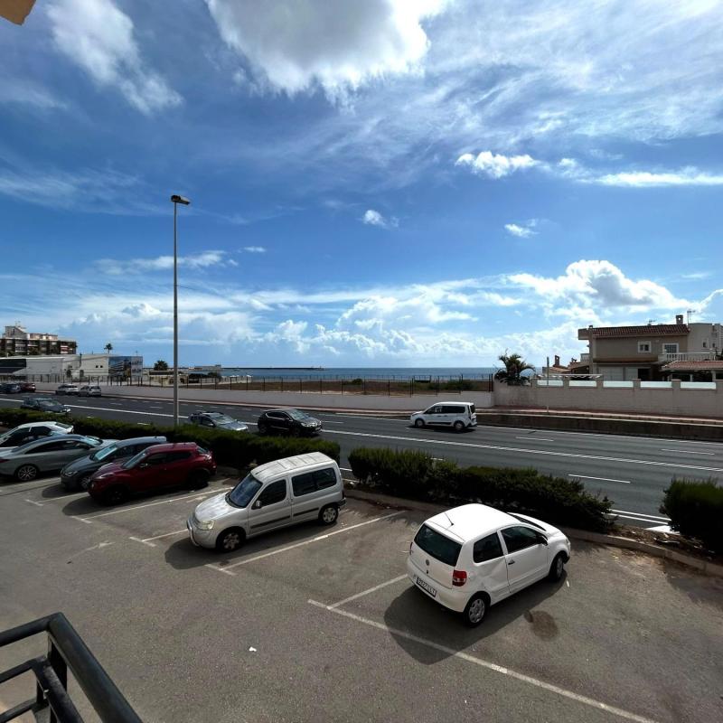 Venta de piso en Piso en Avenida Desiderio Rodríguez, La Veleta, Torrevieja, Torrevieja
 photo 5