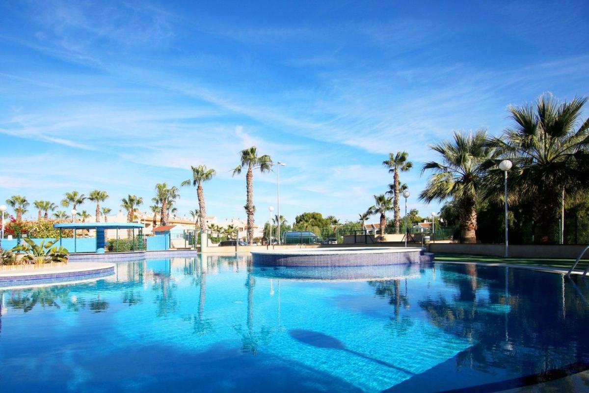 Продажа квартиры на Piso en Lomas de Cabo Roig, Orihuela, Ориуэла
photo 2