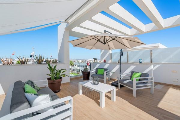 Продажа квартиры на Piso en Calle Calpe, Los Balcones - Los Altos del Edén, Torrevieja, Торревьеха
photo 1