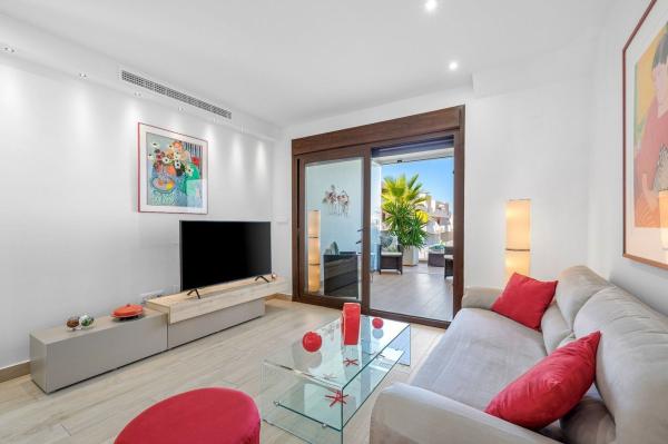 Продажа квартиры на Piso en Calle Calpe, Los Balcones - Los Altos del Edén, Torrevieja, Торревьеха
thumbnail 3