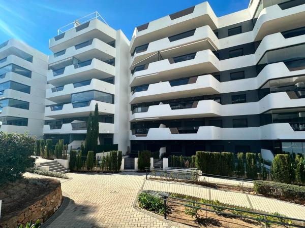 Продажа квартиры на Piso en Calle Huesca, Gran Playa, Santa Pola, Санта Пола
thumbnail 2