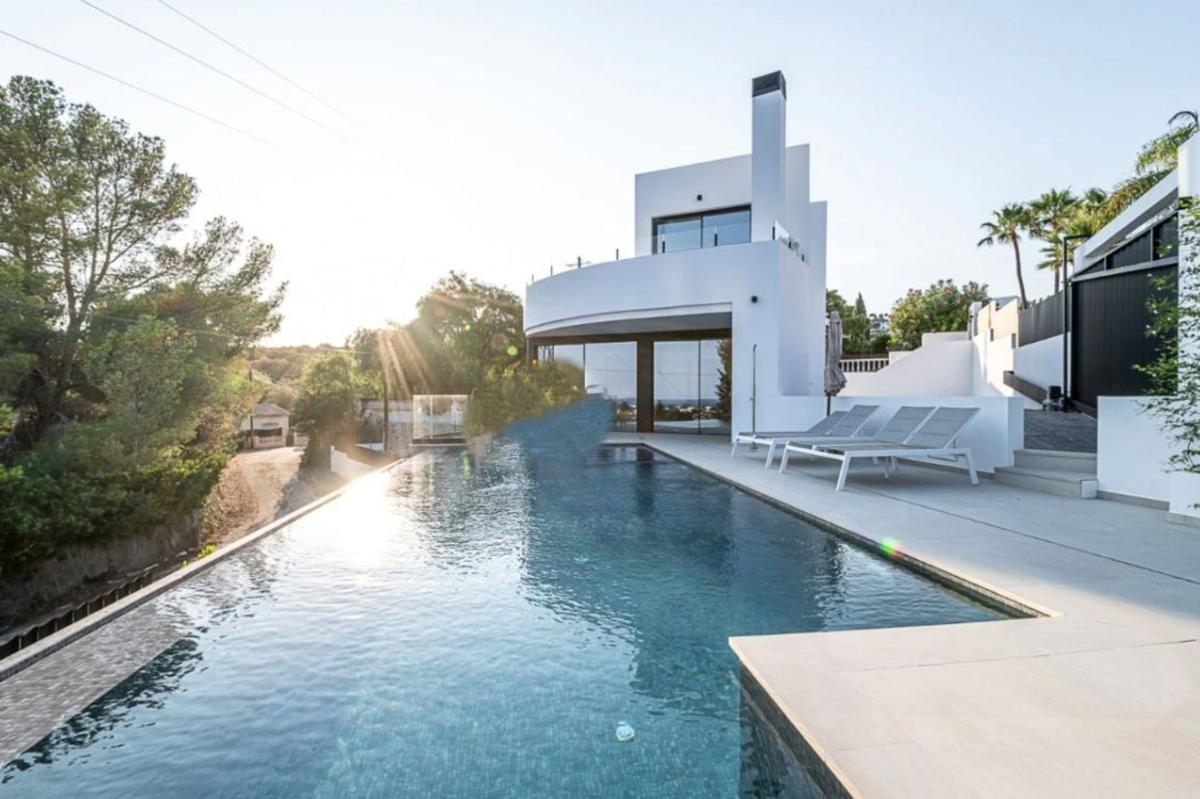 Properties for sale and rent in Spain photo 3