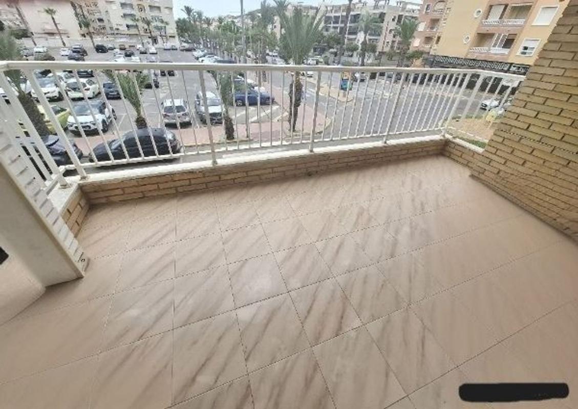 Sale of apartment in Piso en Calle Baleares, 3, Las Viñas, Guardamar del Segura, Guardamar del Segura
photo 1