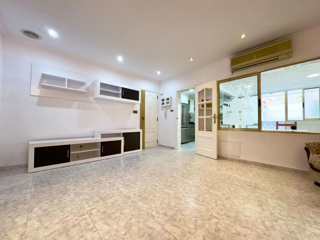 Sale of apartment in Piso en Calle Alfredo Sánchez Torres, San Crispín, Elche / Elx, Elche / Elx
photo 2