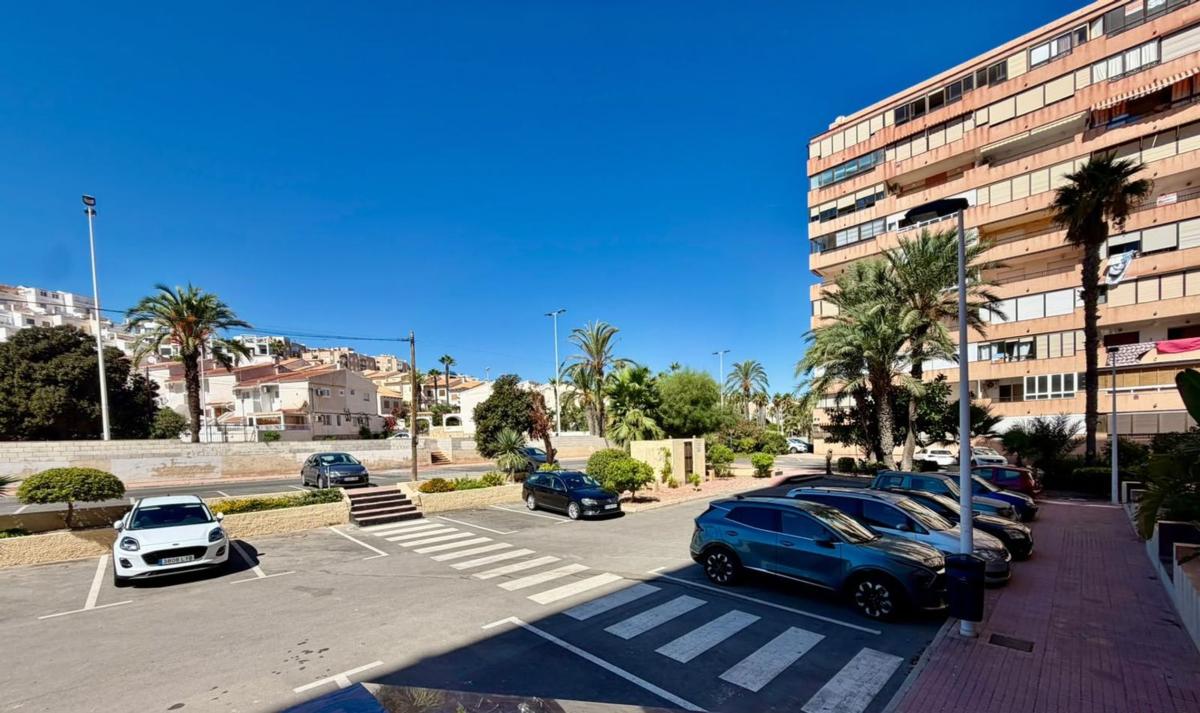 Venta de piso en Piso en Calle del Cabo, 14, Cabo Cervera, Torrevieja, Torrevieja
 photo 5