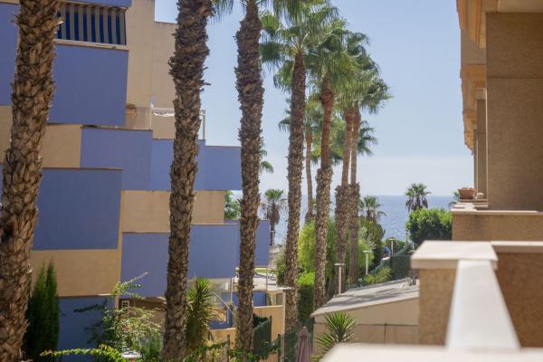 Venta de piso en Piso en Calle Fuego, Aguamarina, Orihuela, Orihuela
photo 1