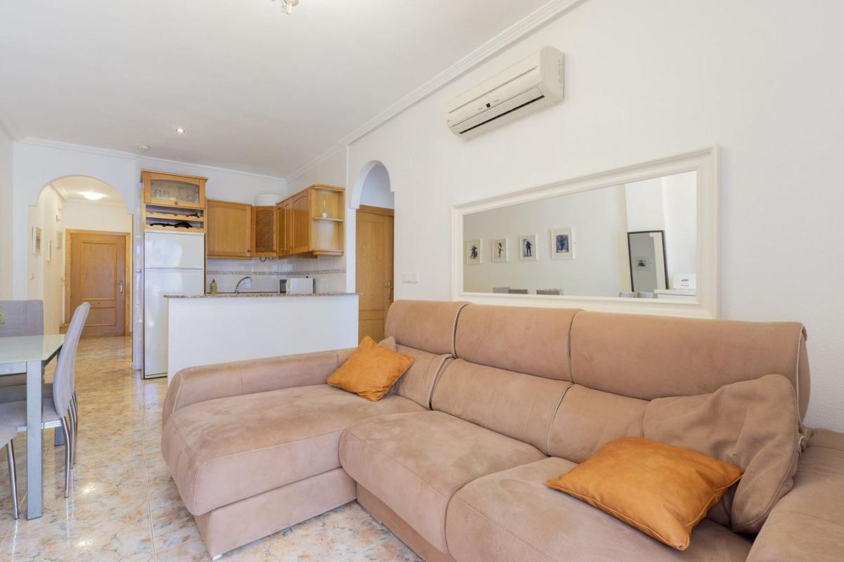 Venta de piso en Piso en Calle Fuego, Aguamarina, Orihuela, Orihuela
 photo 2