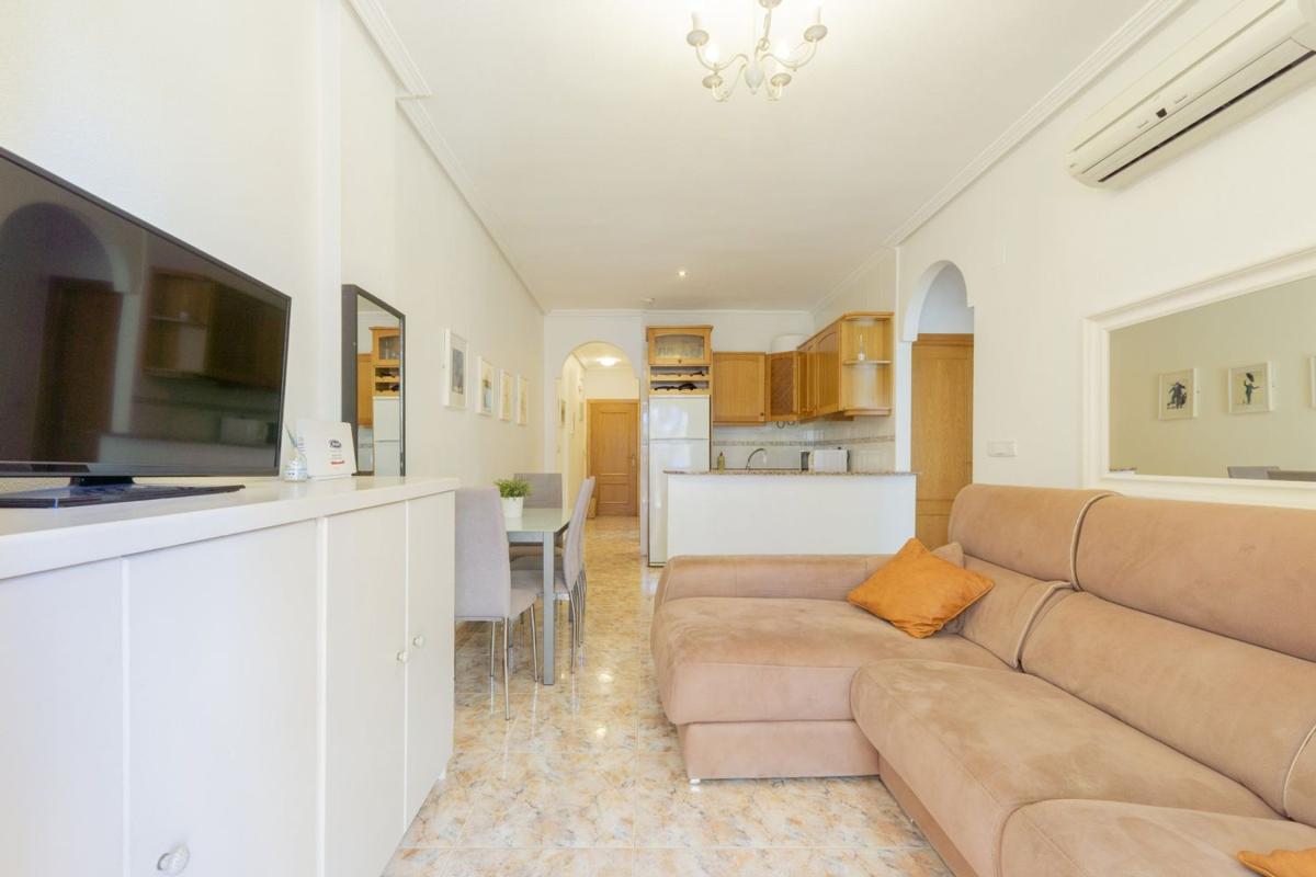 Venta de piso en Piso en Calle Fuego, Aguamarina, Orihuela, Orihuela
 photo 3