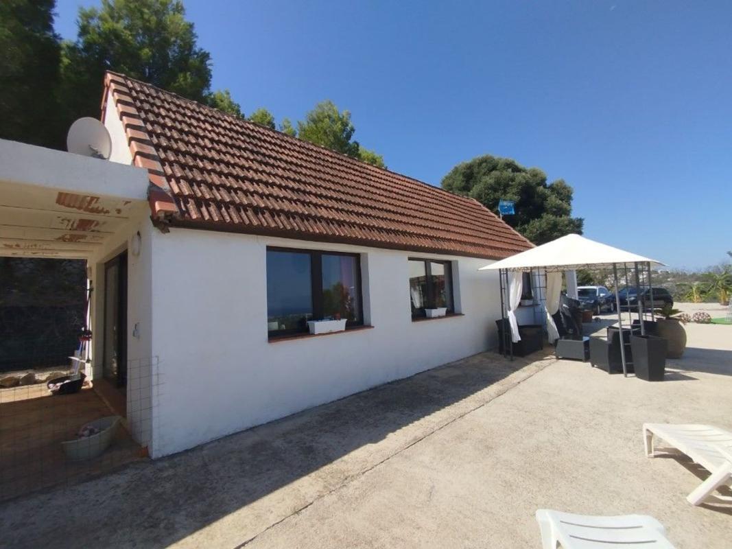 Properties for sale and rent in Spain photo 5