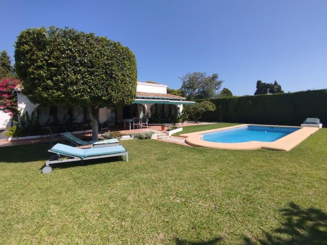 Properties for sale and rent in Spain photo 2