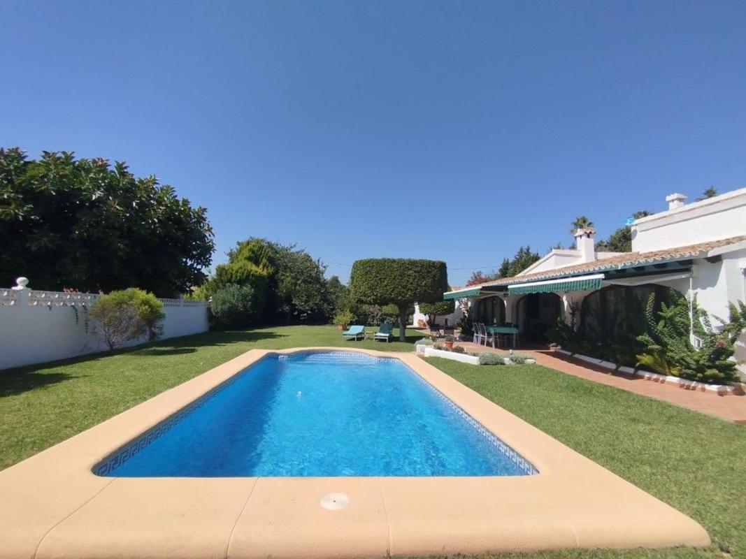 Properties for sale and rent in Spain photo 3