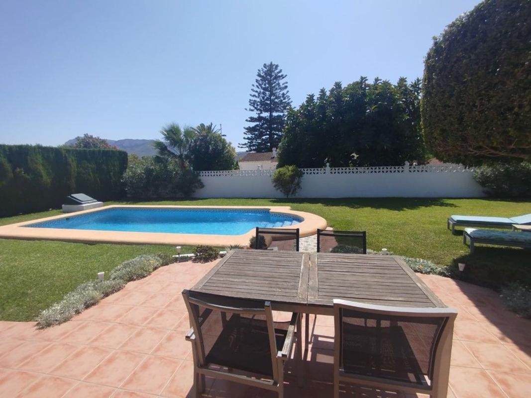 Properties for sale and rent in Spain photo 4