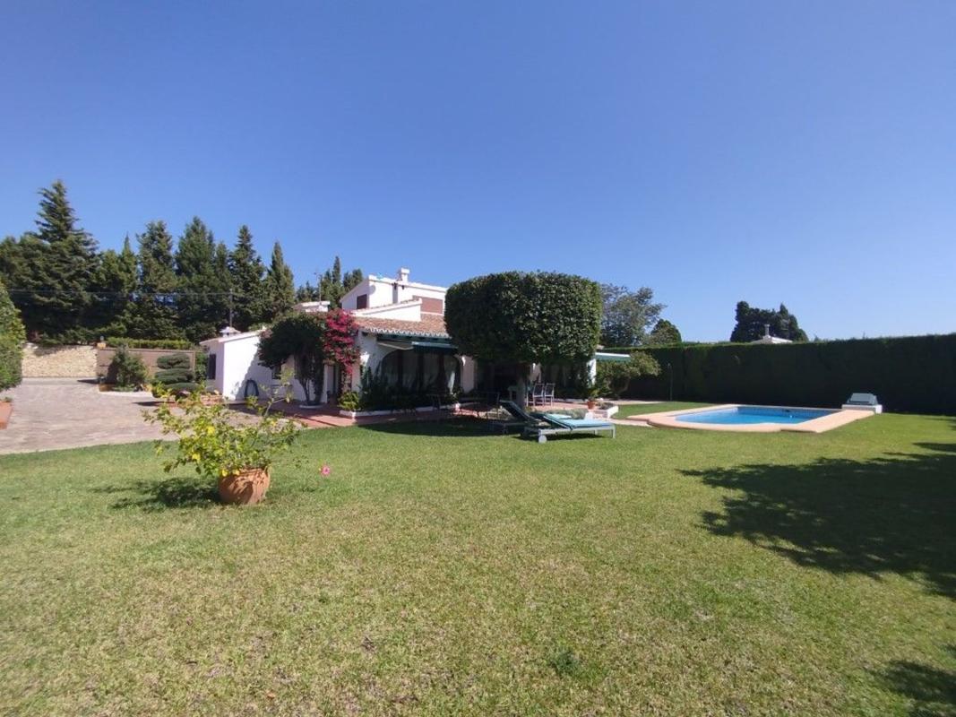 Properties for sale and rent in Spain photo 5