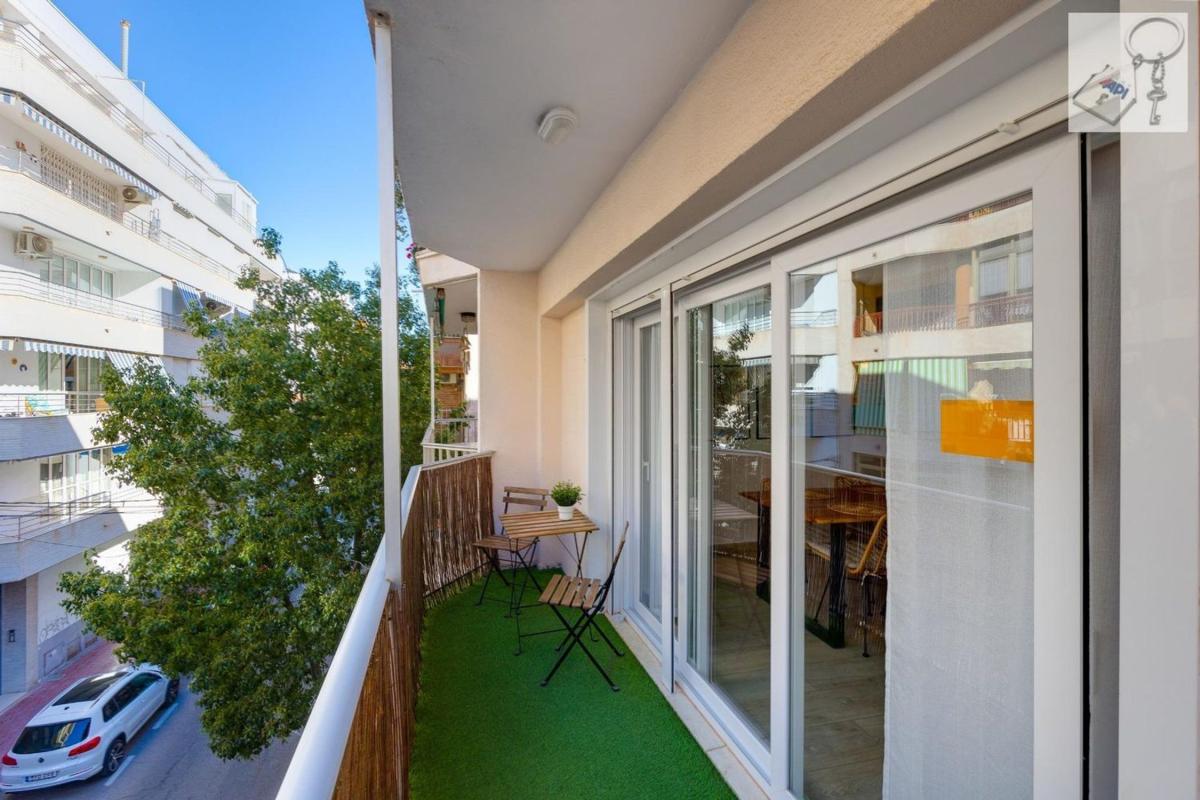 Продажа квартиры на Piso en Playa del Cura, Torrevieja, Торревьеха
photo 3