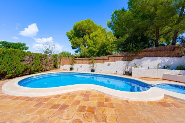 Частный шале на продаже в  Casa o chalet en El Portet-Pla del Mar, Moraira, Морайра photo 4