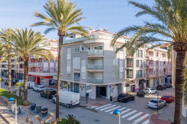 Sale of flat in Piso en Casco Urbano, Moraira, Moraira
thumbnail 3