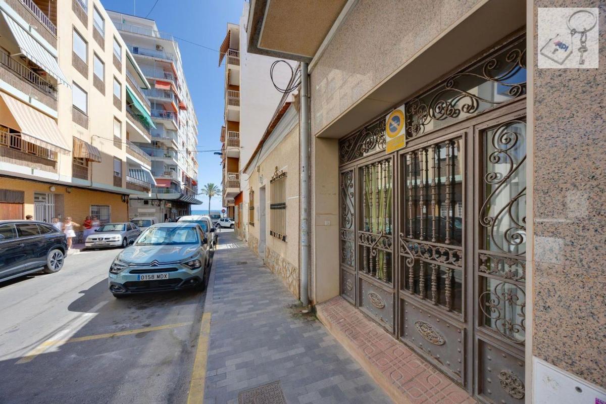 Продажа квартиры на Piso en Las Piscinas Naturales, Torrevieja, Торревьеха
photo 3