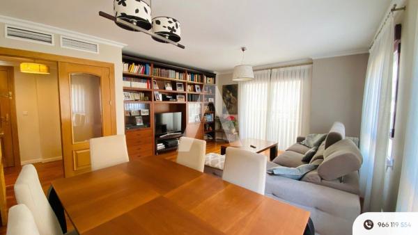 Sale of flat in Piso en Calle de la Corredera, Maestro Carrascosa - Banda de Música, Villena, Villena
 photo 4