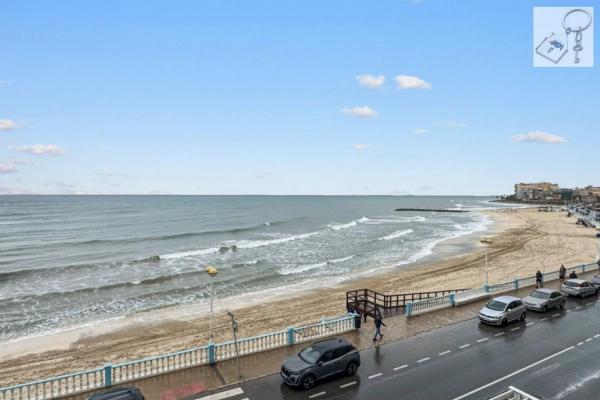Sale of flat in Piso en Playa de los Locos, Torrevieja, Torrevieja
 photo 1