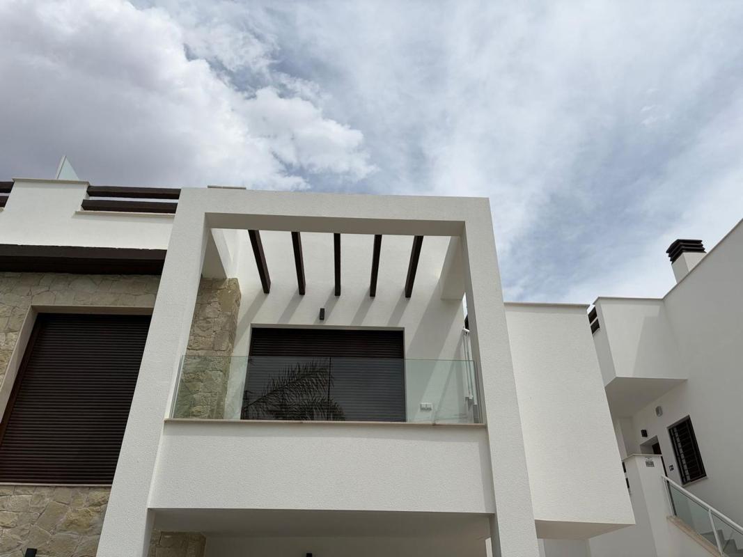 Venta de piso en Piso en Calle Calpe, Los Balcones - Los Altos del Edén, Torrevieja, Torrevieja
photo 2