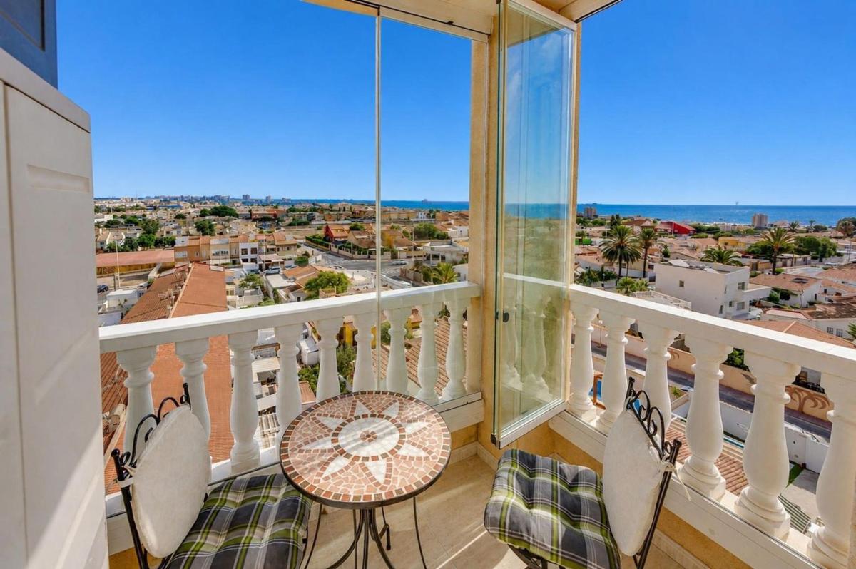 Продажа квартиры на Piso en Nueva Torrevieja, Torrevieja, Торревьеха
photo 4