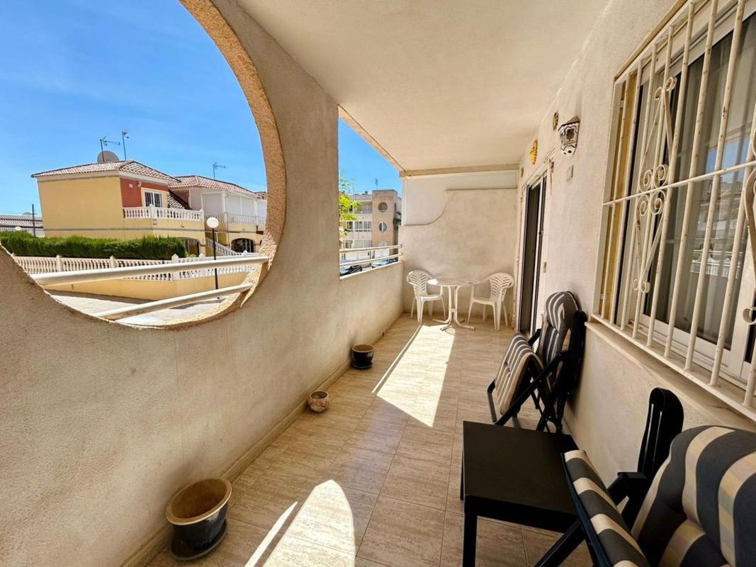 Sprzedaż mieszkania w Piso en La Siesta - El Salado - Torreta, Torrevieja, Torrevieja
 photo 3