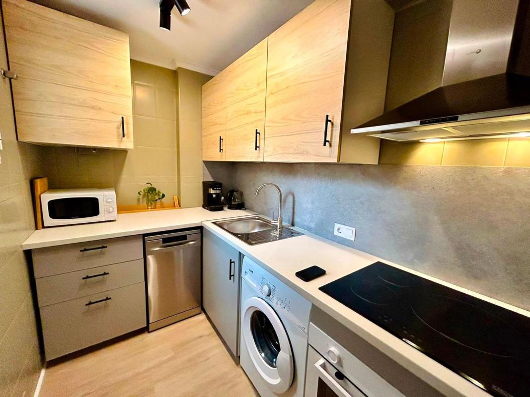 Venta de piso en Piso en Antonio Machado, Torrevieja, Torrevieja
photo 1
