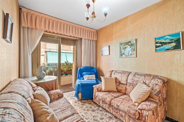 Venta de piso en Piso en La Florida, Alicante / Alacant, Alicante / Alacant
 photo 1