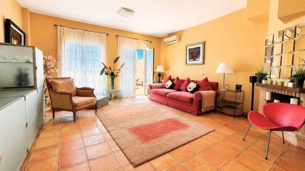 Chalet adosado en Calle París, Golf Bahía, Finestrat photo 1