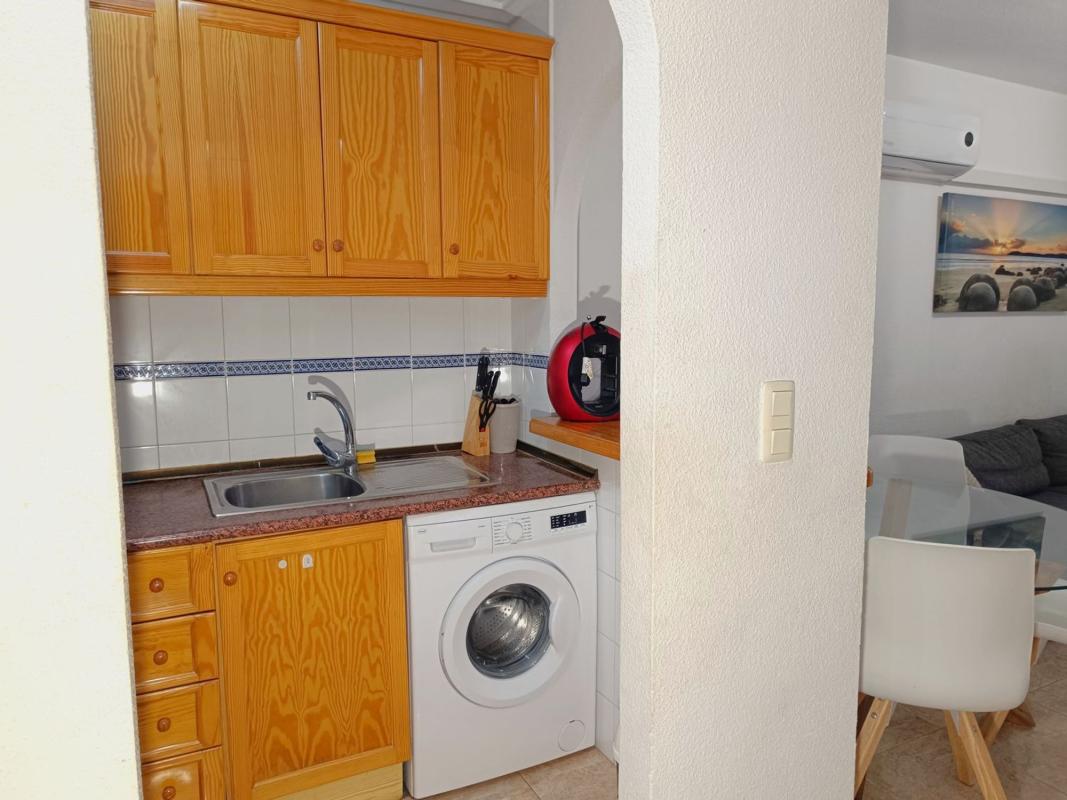 Sprzedaż mieszkania w Piso en Calle Jacarilla, El Acequión, Torrevieja, Torrevieja
 photo 5