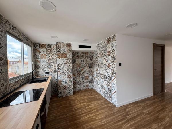 Penthouse for sale at  Ático en Calle Joaquim Sorolla, Barri Santa Rosa, Alcoy / Alcoi, Alcoy photo 1